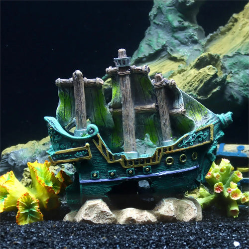 Aquarium resin decorations, pirate ship resin decorations, fish tank landscaping